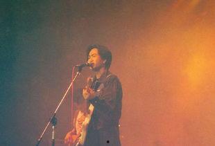 卓伟爆料黄家驹视频,卓伟揭秘摇滚传奇背后的故事 第1张 卓伟爆料黄家驹视频,卓伟揭秘摇滚传奇背后的故事 第1张